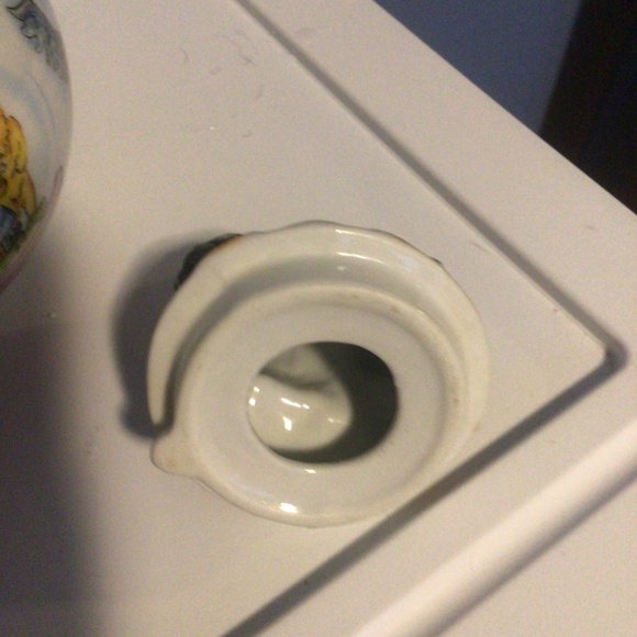 Wizard of Oz Paul Cardew Design 6 cup Collector’s Teapot with Toto Teapot Lid - Picture 9 of 15